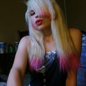 Meet your Posher, Dezi